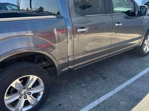 Used 2018 Ford F150 Platinum w/ Equipment Group 701A Luxury AWD/4WD image 5
