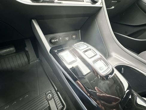Used 2023 Hyundai Sonata SEL w/ Convenience Package image 16