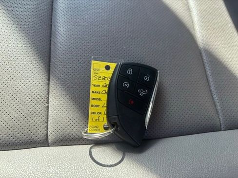 Used 2025 Chevrolet Silverado 1500 LTZ image 16