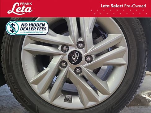 Used 2020 Hyundai Elantra SEL FWD image 16
