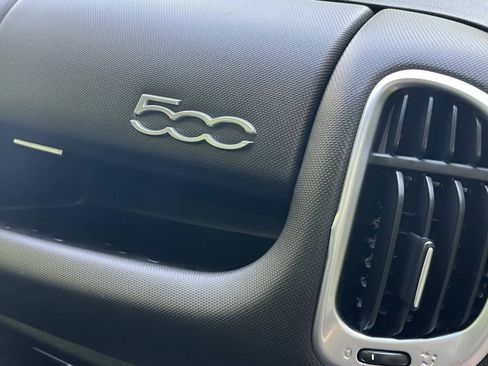 Used 2018 FIAT 500L Trekking FWD image 29