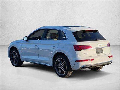 Used 2023 Audi Q5 e Prestige w/ Prestige Package AWD/4WD image 7