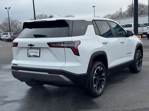 New 2026 Chevrolet Equinox LT w/ Convenience Package II image 3