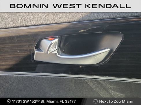 Used 2019 Kia Sorento LX image 25