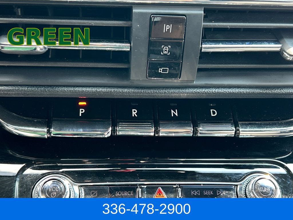 Certified 2021 Lincoln Corsair AWD w/ Equipment Group 101A image 24