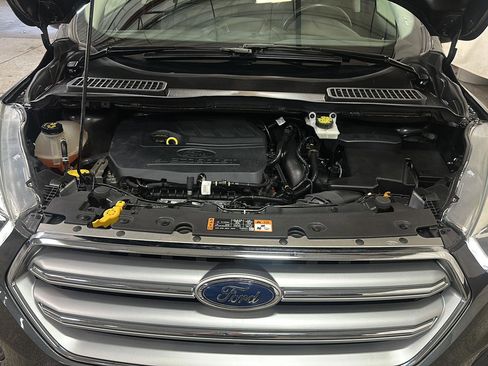Used 2017 Ford Escape Titanium w/ Equipment Group 301A FWD image 13