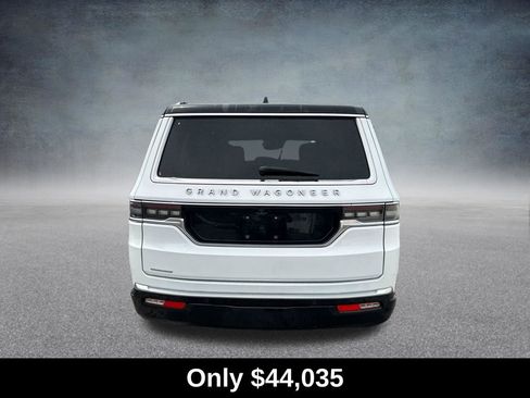Used 2023 Jeep Grand Wagoneer 4WD image 4