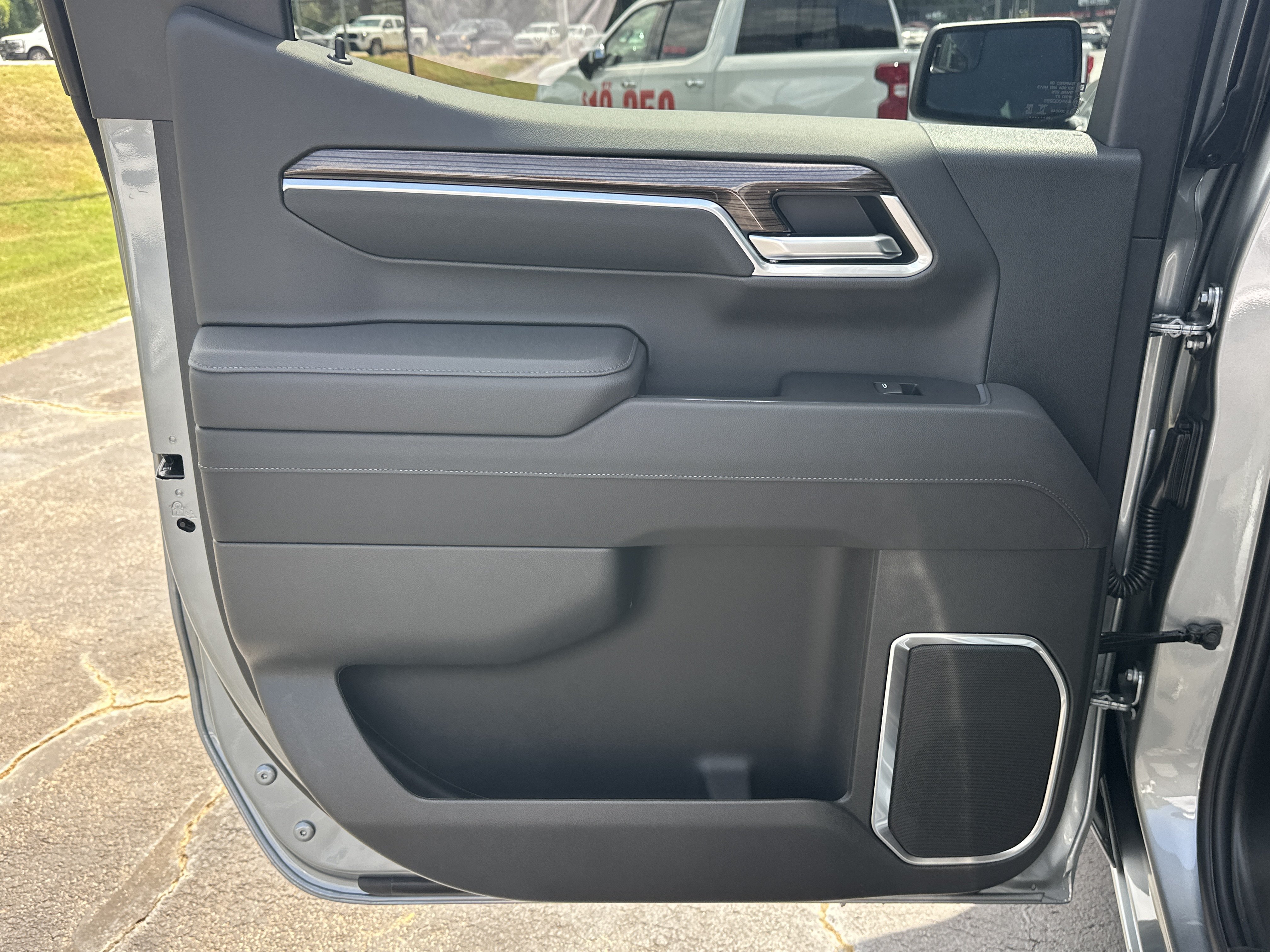 New 2026 Chevrolet Silverado 1500 RST AWD/4WD image 23