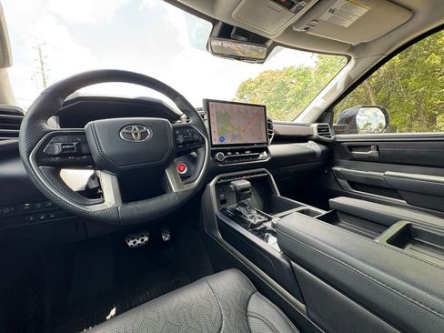Used 2022 Toyota Tundra SR5 RWD image 18