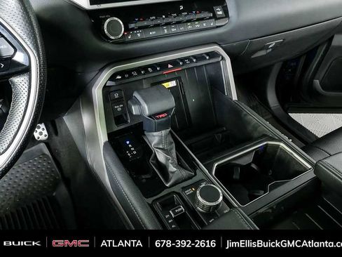 Used 2022 Toyota Tundra Limited image 17