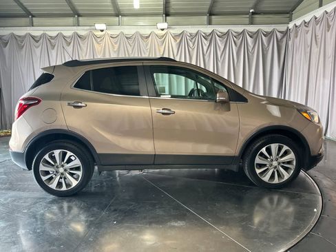 Used 2019 Buick Encore Preferred image 9