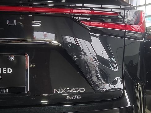 Used 2022 Lexus NX 350 AWD w/ Luxury Package image 10