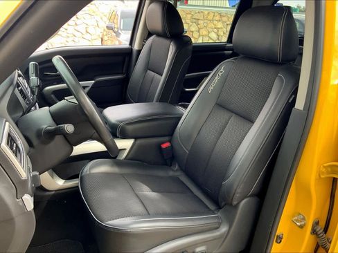 Used 2018 Nissan Titan PRO-4X w/ Pro-4x Utility Package image 7