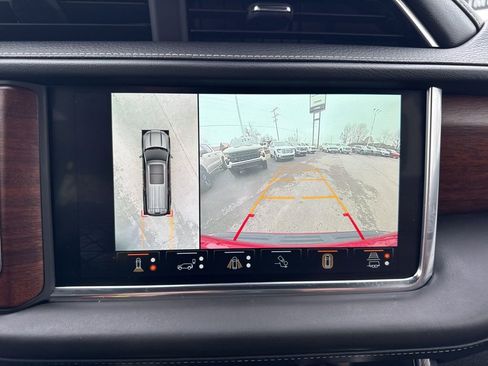 Used 2023 GMC Yukon XL Denali Ultimate image 25