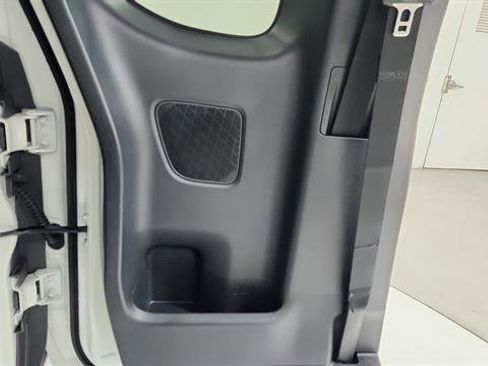 New 2026 Nissan Frontier S image 20