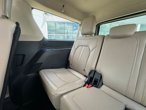 Used 2024 Ford Expedition Max Limited image 26