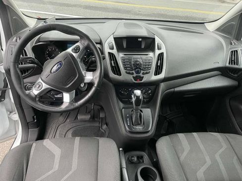 Used 2017 Ford Transit Connect XLT FWD image 7