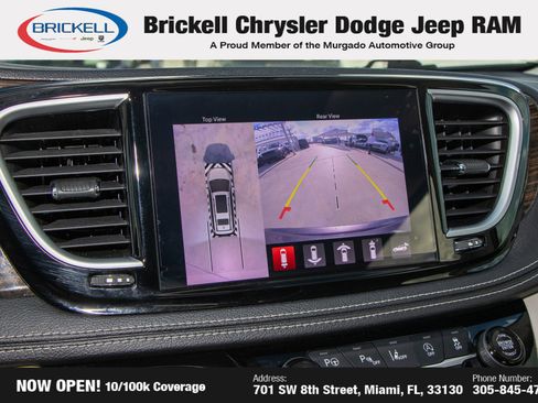 Used 2022 Chrysler Pacifica Limited image 29