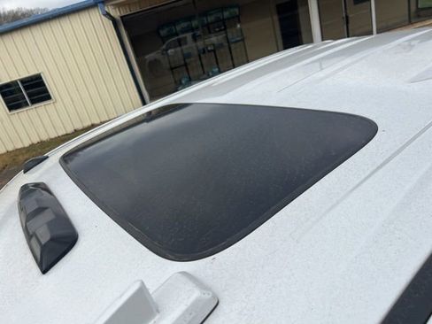 Used 2024 GMC Sierra 2500 Denali Ultimate image 16