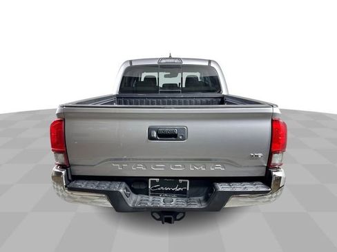 Used 2019 Toyota Tacoma SR5 RWD image 7