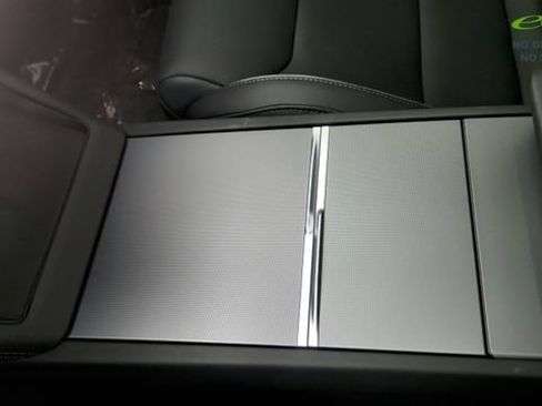 Used 2025 Tesla Model 3 Performance AWD/4WD image 70
