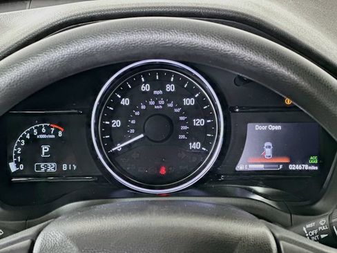Used 2022 Honda HR-V EX image 12