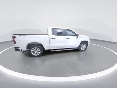 Used 2024 Chevrolet Silverado 1500 Custom image 8