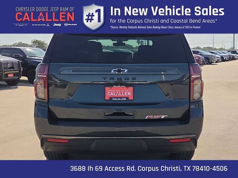 Used 2022 Chevrolet Tahoe RST w/ Luxury Package RWD image 13