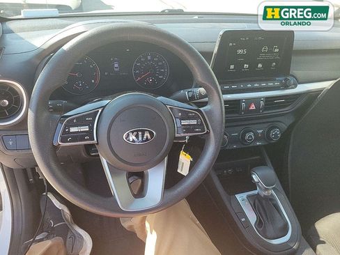 Used 2021 Kia Forte LXS FWD image 8