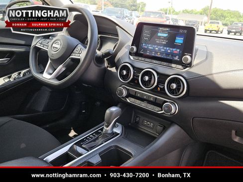 Used 2024 Nissan Sentra SV FWD image 27