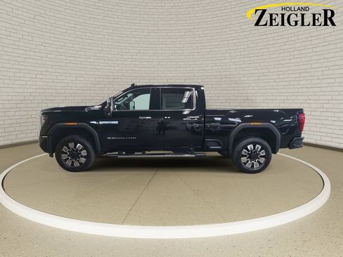 New 2026 GMC Sierra 3500 Denali w/ Denali Reserve Package image 8