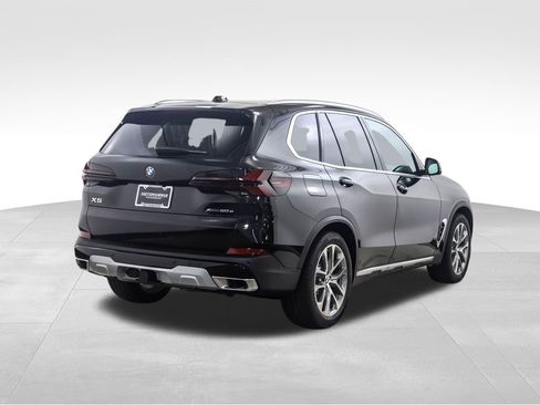 Used 2026 BMW X5 xDrive50e w/ Executive Package image 6