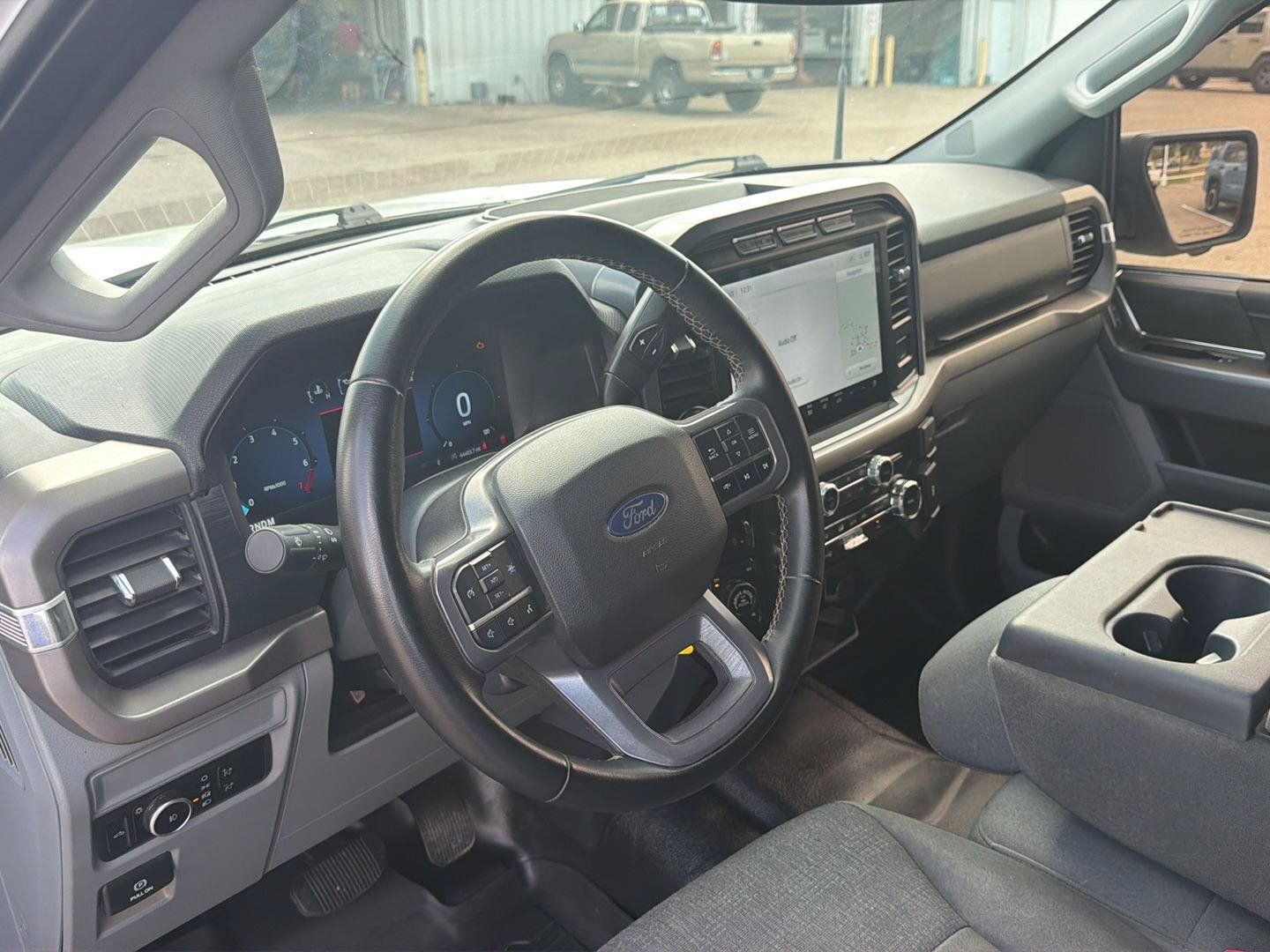Used 2024 Ford F150 XLT w/ Tow/Haul Package AWD/4WD image 15