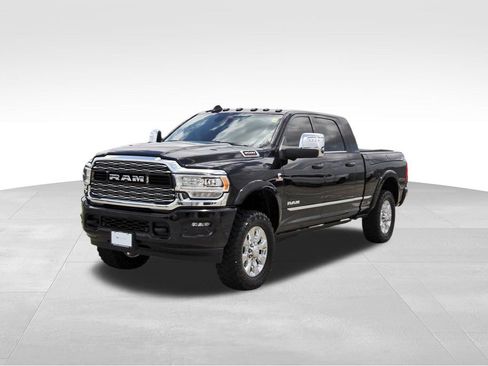 Used 2023 RAM 3500 Limited AWD/4WD image 2