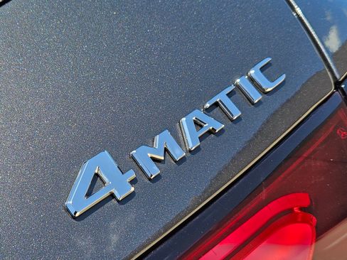Used 2026 Mercedes-Benz GLC 300 4MATIC image 24