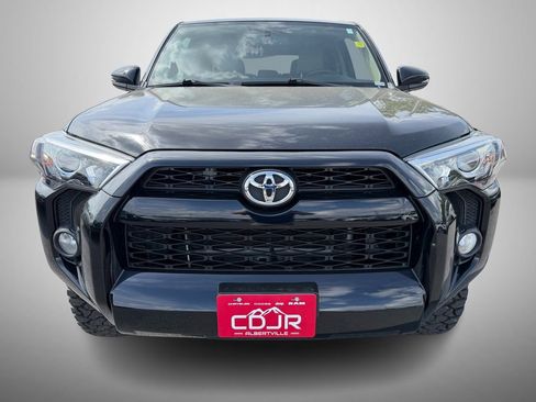 Used 2018 Toyota 4Runner SR5 Premium RWD image 7