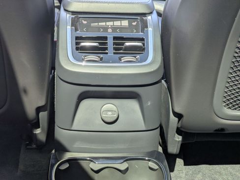 Used 2023 Volvo XC90 T8 Ultimate w/ Lounge Package AWD/4WD image 24