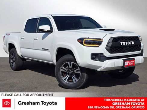 Used 2019 Toyota Tacoma TRD Sport AWD/4WD image 1