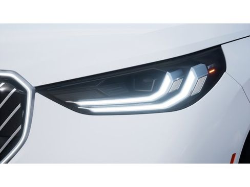 New 2026 BMW X3 xDrive30 image 6