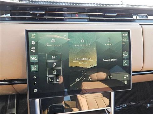 Used 2025 Land Rover Range Rover SE image 12