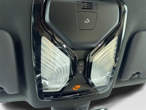 Used 2025 BMW 230i xDrive 230i xDrive M SPORT,NAV,CAM,SU image 33