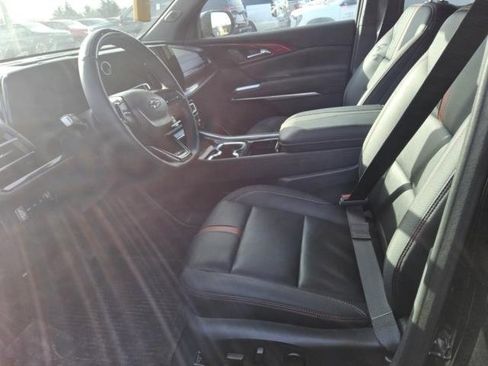 Certified 2024 Chevrolet Traverse RS w/ LPO, Floor Liner Package image 5