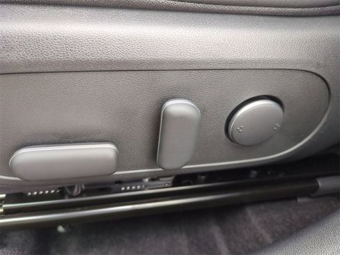 New 2026 Hyundai Kona SEL Premium image 22