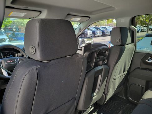 New 2026 GMC Sierra 1500 SLE image 13