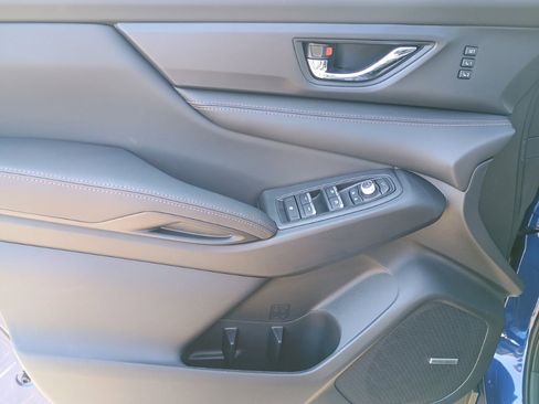 New 2026 Subaru Ascent Limited Bronze image 8