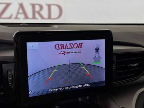 Used 2021 Ford Explorer XLT RWD image 17