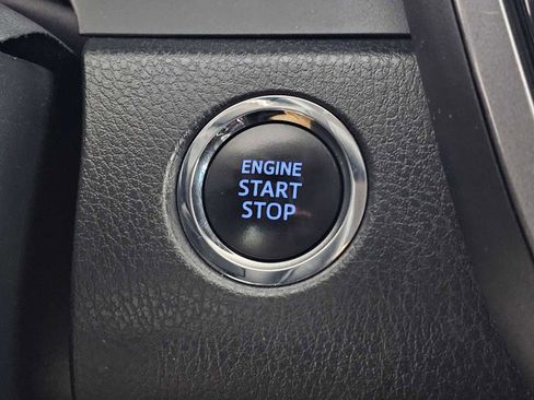 Used 2019 Toyota Camry XSE image 29