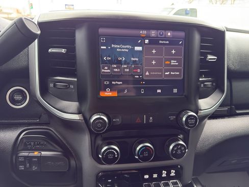 Used 2024 RAM 2500 Big Horn w/ Off Road Package image 15