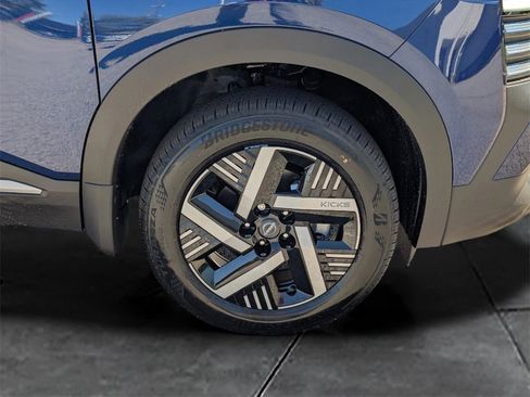 New 2026 Nissan Kicks SV image 11