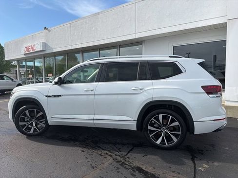 New 2026 Volkswagen Atlas SEL Premium R-Line AWD/4WD image 2